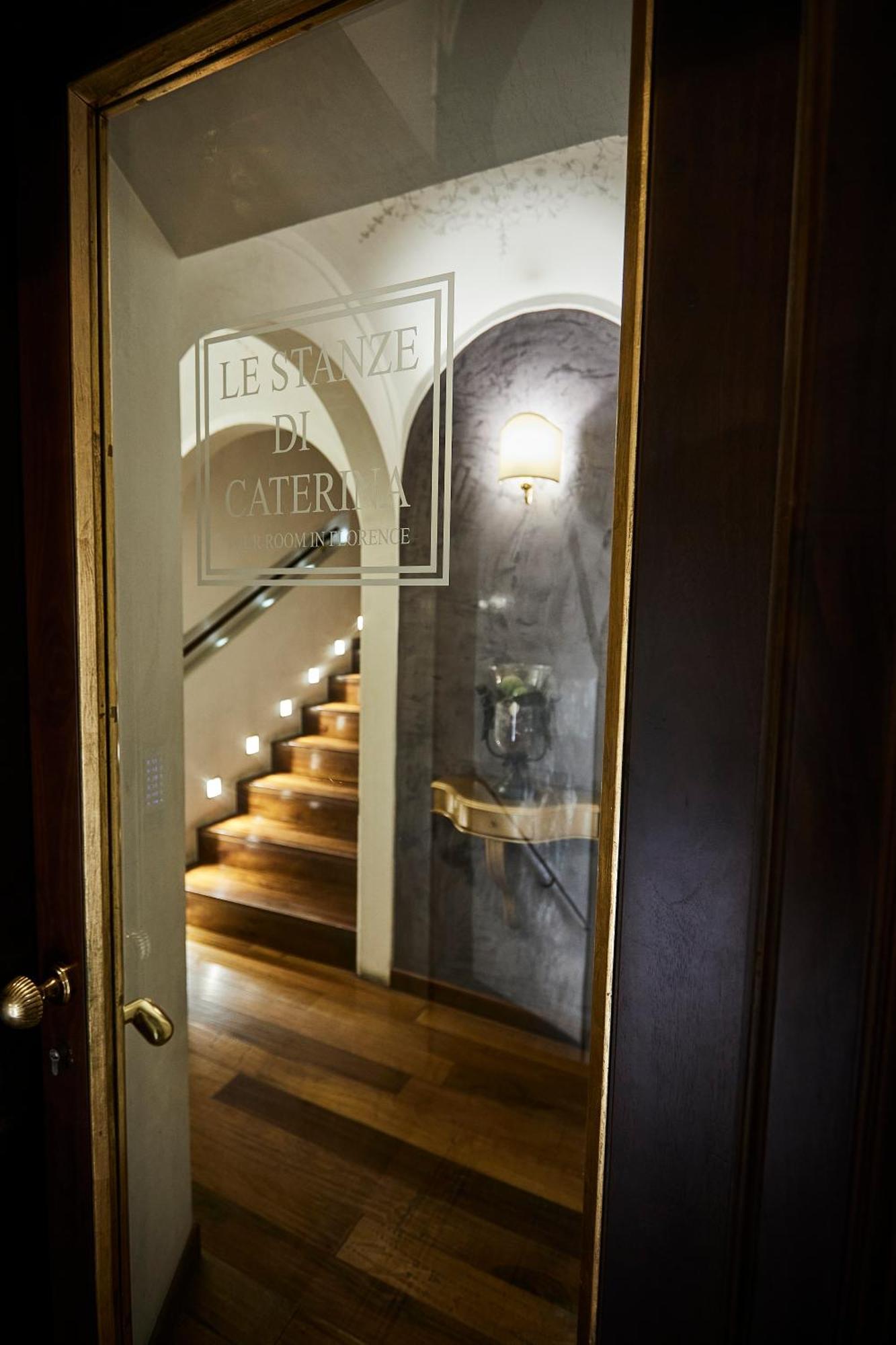 Le Stanze Di Caterina Bed & Breakfast ฟลอเรนซ์ ภายนอก รูปภาพ